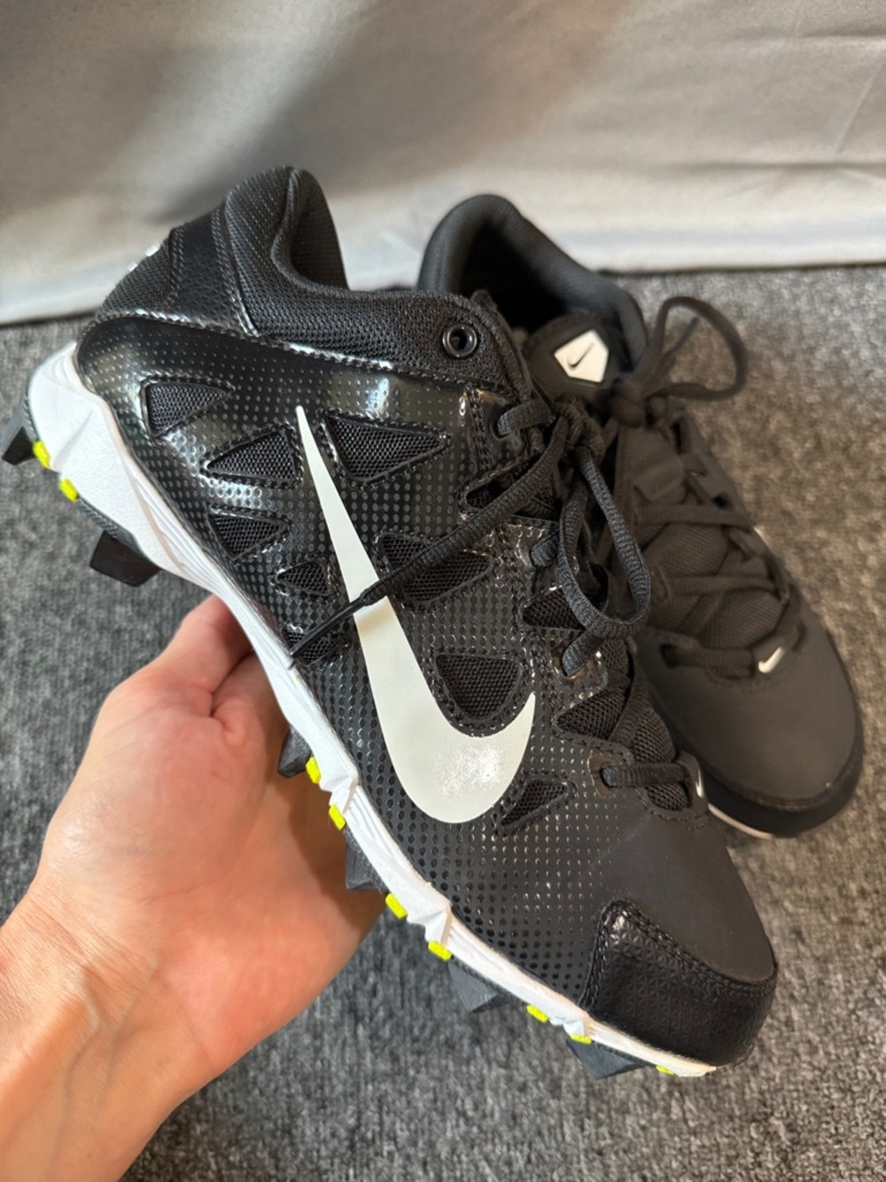 Nike Hyperdiamond Cleats Women's Size 9 Softball Cleats Black/White 684680-010